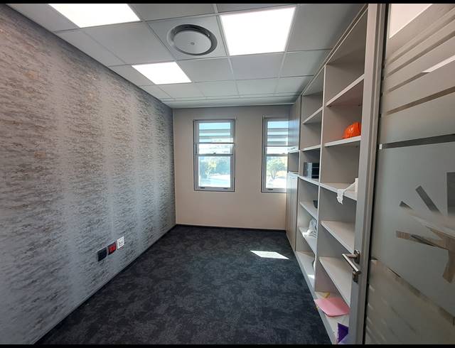 635M² OFFICE FOR SALE IN ILLOVO